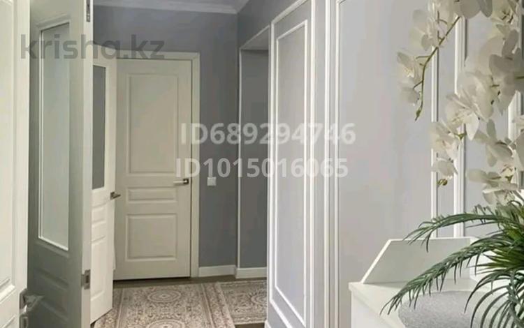 2-бөлмелі пәтер · 57 м² · 2/5 қабат, Зейнулла Шукурова 100 Б, бағасы: 21.9 млн ₸ в  — фото 2