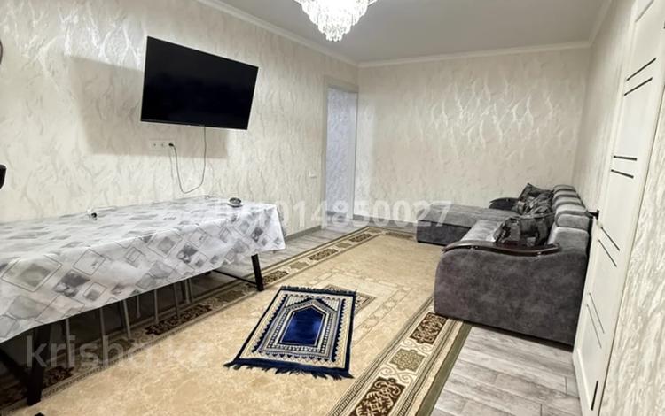 3-комнатная квартира · 60 м² · 2 этаж, Абдуразакова 5 за 27.5 млн ₸ в Шымкенте, Аль-Фарабийский р-н — фото 2