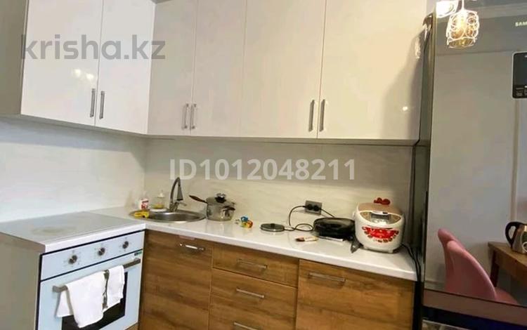 1-бөлмелі пәтер · 45 м² · 1/6 қабат, ул. Акбата 46/3, бағасы: 220 000 ₸ в Алматы, Наурызбайский р-н — фото 2