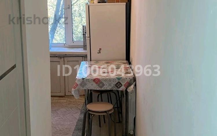 1-бөлмелі пәтер · 30 м² · 3/5 қабат, 2 ш/а. 72/1 — Гришина, бағасы: 8.5 млн ₸ в Актобе, мкр 8 — фото 2