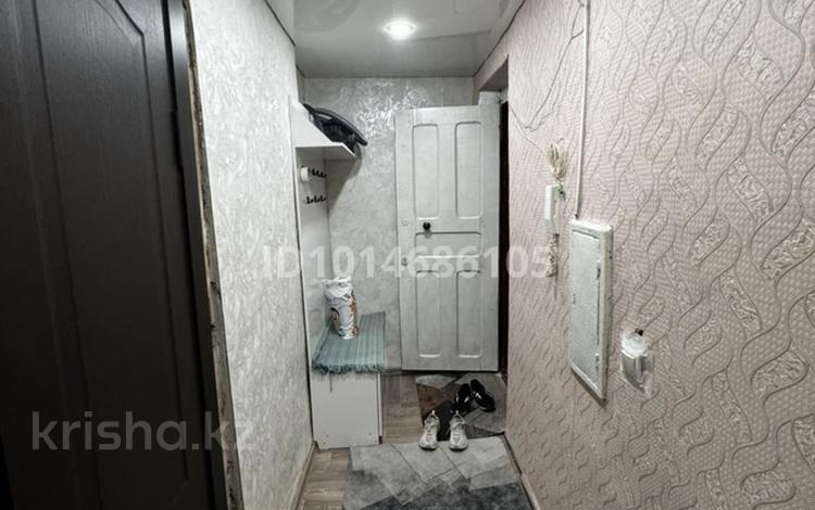 2-комнатная квартира · 42 м² · 1/4 этаж, 342 квартал 11 за 185 000 ₸ в Семее — фото 2