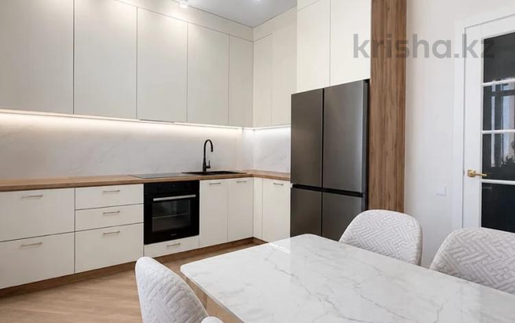 3-комнатная квартира · 90 м² · 7/17 этаж, Толе би 16 за 63 млн ₸ в Астане, Нура р-н — фото 2