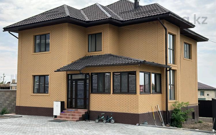 Отдельный дом · 10 комнат · 310 м² · 7 сот., мкр Нур Алатау, Асар — Дулати за 198 млн ₸ в Алматы, Бостандыкский р-н — фото 39