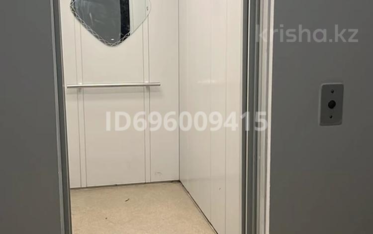 1-бөлмелі пәтер · 40 м² · 4/9 қабат, Баймуханова, бағасы: 160 000 ₸ в Атырау, мкр Привокзальный-1 — фото 2