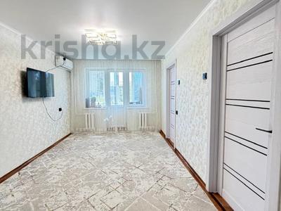 3-комнатная квартира · 48.1 м² · 4/5 этаж, Матросова за 14 млн 〒 в Уральске