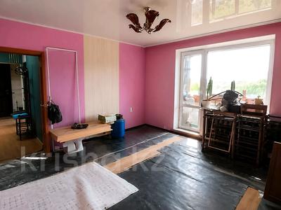 2-бөлмелі пәтер · 51.7 м² · 3/3 қабат, 14-шағынаудан, Майкудук, 14й микрорайон 49/2, бағасы: 7.8 млн ₸ в Караганде, Алихана Бокейханова р-н