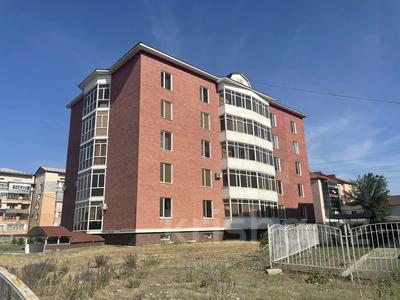 4-комнатная квартира, 237 м², 3/5 этаж, Каратал 47/1 за 85 млн 〒 в Талдыкоргане, Каратал