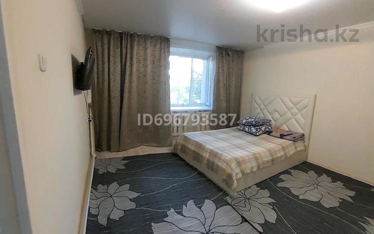 1-комнатная квартира · 36 м² · 1/9 этаж, мкр Юго-Восток, Мкр Юго-Восток, 30й микрорайон — Тбц за 10 000 ₸ в Караганде, Казыбек би р-н — фото 2