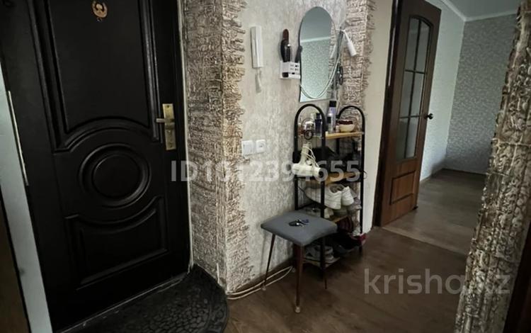 2-бөлмелі пәтер · 45.9 м² · 5/5 қабат, Проспект металлургов 23/1 — Проспект металлургов, бағасы: 8 млн ₸ в Темиртау — фото 2