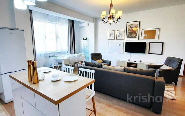 3-комнатная квартира, 130 м², 19/21 этаж помесячно, Гагарина 133/8 — Мынбаева