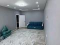 1-комнатная квартира · 52 м² · 10/10 этаж, Курмангазы 98 — Торговый дом Кристал за 26.5 млн ₸ в Уральске, мкр Школьник — фото 2