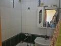 2-комнатная квартира · 43.3 м² · 5/5 этаж, Пришахтинск, Пришахтинск, 22й микрорайон 35 — Фрунзе за 13 млн ₸ в Караганде, Алихана Бокейханова р-н — фото 12
