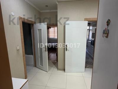 2-комнатная квартира · 68 м² · 5/10 этаж, 17-й микрорайон, Мкрн 17 5Б за 220 000 ₸ в Шымкенте, Аль-Фарабийский р-н