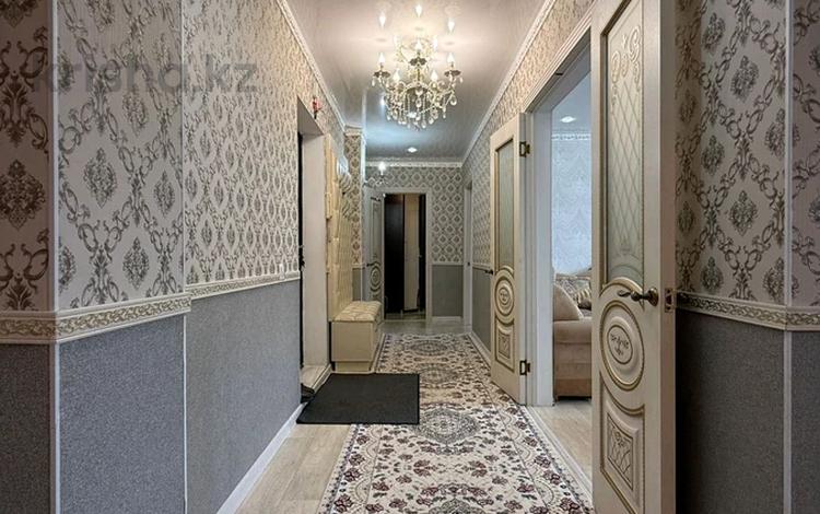 2-комнатная квартира · 70 м² · 6/9 этаж, мкр Болашак за 24 млн 〒 в Актобе — фото 2