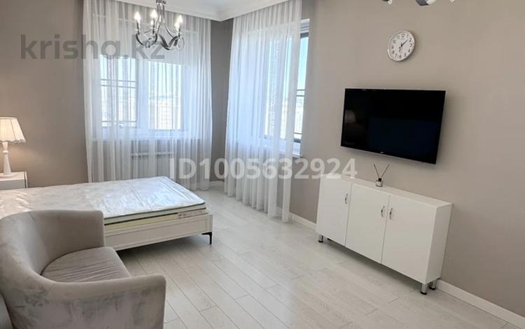 1-комнатная квартира · 45 м² · 11/18 этаж, Мангилик Ел — Улы Дала за 280 000 ₸ в Астане, Есильский р-н — фото 17
