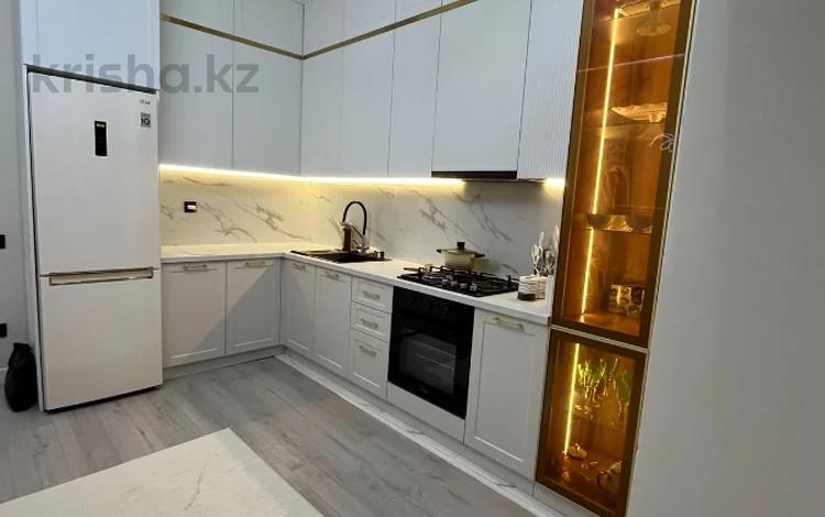 3-комнатная квартира · 110.3 м² · 5/6 этаж, мкр. Алтын орда за 46 млн ₸ в Актобе — фото 20