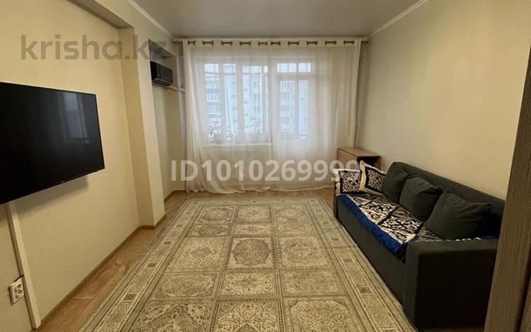 3-бөлмелі пәтер · 82 м² · 8/10 қабат, Жибек Жолы, бағасы: 39 млн ₸ в Усть-Каменогорске — фото 2