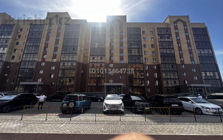 3-комнатная квартира · 68 м² · 2/9 этаж, Карагайлы 105 за 32 млн ₸ в Семее — фото 2