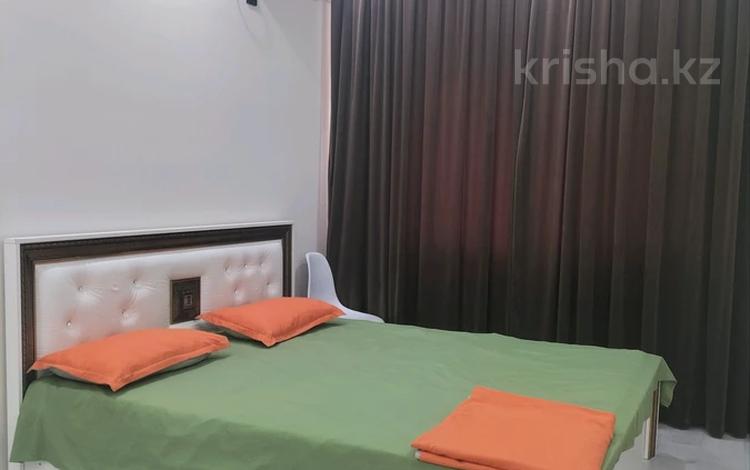 1-бөлмелі пәтер · 50 м² · 5/16 қабат, Алмагүл ш/а. 23, бағасы: 2 500 ₸ в Атырау, мкр. Алмагуль — фото 3