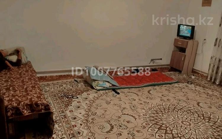 Отдельный дом · 2 комнаты · 60 м² · 5 сот., мкр. Зачаганск пгт 96 — Сабыр Рахимова за 50 000 ₸ в Уральске — фото 5