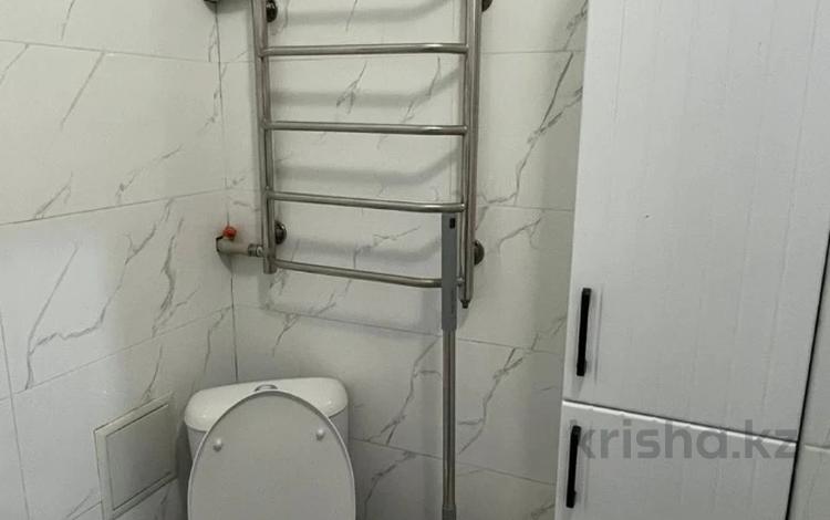 2-бөлмелі пәтер · 42.5 м² · 7/9 қабат, Айнабұлақ-2 ш/а., бағасы: 35 млн ₸ в Алматы, Жетысуский р-н — фото 2