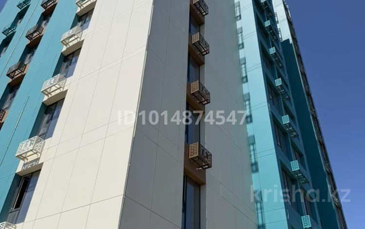 2-бөлмелі пәтер · 66 м² · 9/13 қабат, Шамина 2в, бағасы: 30 млн ₸ в Атырау, мкр Жилгородок — фото 2