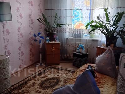 1-комнатная квартира · 38 м² · 3/5 этаж, Покрышкина за 10.5 млн 〒 в Талдыкоргане