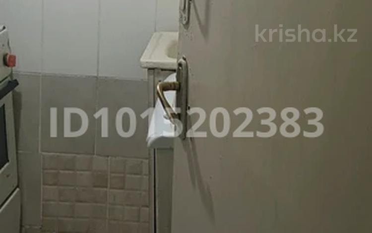1 комната · 20 м² · 1/1 этаж, Ильяса Жансугурова — Жамбыла Тобаякова за 80 000 ₸ в Алматы, Жетысуский р-н — фото 2