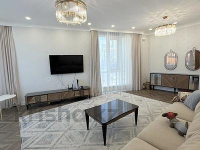 3-комнатная квартира · 130 м² · 2/11 этаж, Кайым Мухамедханов 11/3 за 109 млн 〒 в Астане, Нура р-н