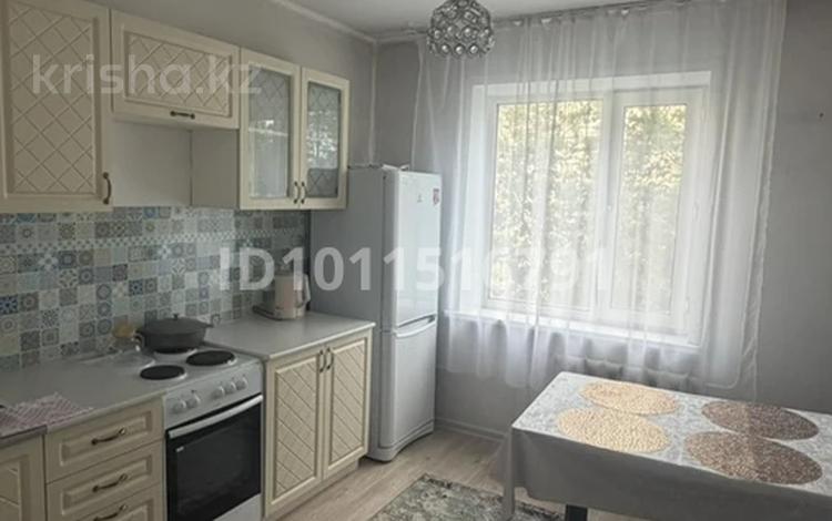 2-комнатная квартира · 70 м² · 5/9 этаж, ул. Лукпана Утепбаева 44 за 13 000 ₸ в Семее, Красный Кордон — фото 11