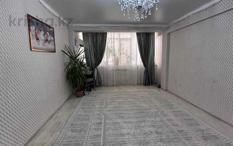 3-бөлмелі пәтер · 113.9 м² · 4/5 қабат, Алтын Орда (бывш Батыс-2), бағасы: 27.5 млн ₸ в Актобе — фото 2
