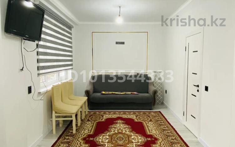 2-бөлмелі пәтер · 43 м² · 5/5 қабат, 20-й микрорайон 18, бағасы: 200 000 ₸ в Алматы, Алатауский р-н — фото 2