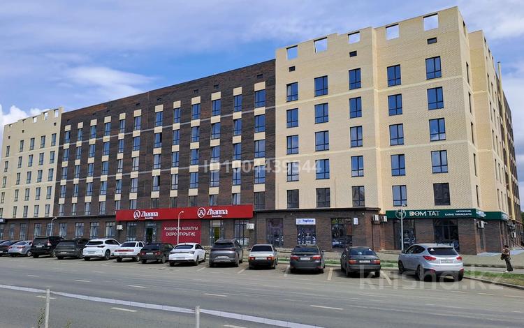 1-комнатная квартира · 51 м² · 2/5 этаж, мкр. Алтын орда 11а за 17.9 млн 〒 в Актобе — фото 2