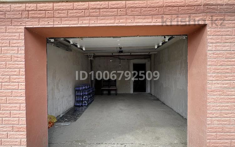 Гараж · 24 м² · мкр Жеруйык, Кусан Нарембаев 17/2, бағасы: 100 000 ₸ в Атырау — фото 2