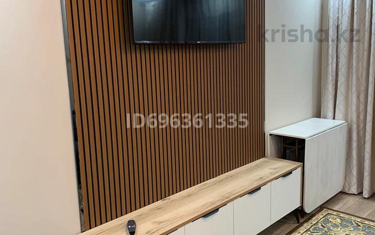 2-комнатная квартира · 44 м² · 1/4 этаж, Уалиханова за 350 000 ₸ в Алматы, Медеуский р-н — фото 2