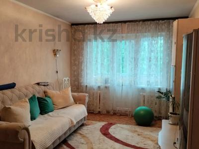 2-комнатная квартира, 45 м², 4/4 этаж, радостовца за 23.5 млн 〒 в Алматы, Бостандыкский р-н