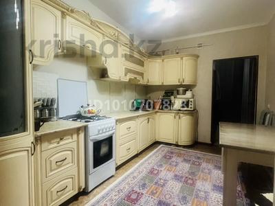 2-бөлмелі пәтер · 59.2 м² · 1/5 қабат, мкр Арай-2 16 — Арай-2. Рядом Технологический колледж, магазин Мирас и Куаныш, бағасы: 20.5 млн 〒 в Таразе