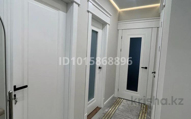 2-комнатная квартира · 70 м² · 5/7 этаж, 8-й микрорайон 26/2 за 350 000 ₸ в Шымкенте, Туран р-н — фото 2