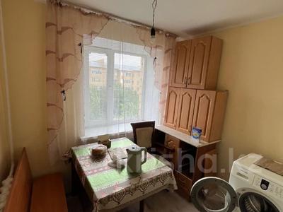 4-комнатная квартира · 64 м² · 4/5 этаж, Майкудук, 14й микрорайон 22 за 16.2 млн ₸ в Караганде, Алихана Бокейханова р-н