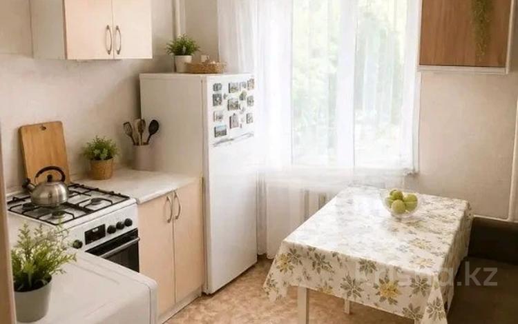 2-бөлмелі пәтер · 40 м² · 2/4 қабат, Бухар Жырау, бағасы: 30 млн ₸ в Алматы, Бостандыкский р-н — фото 4