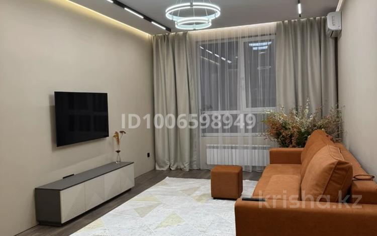 3-комнатная квартира · 90 м² · 13/18 этаж, Утеген батыра 11 В к5 за 35 000 ₸ в Алматы, Ауэзовский р-н — фото 2