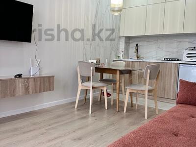 1-бөлмелі пәтер · 50 м² · 2/5 қабат, Сокол 68 — Назарбаева, вокзал, центр, Сити центр, мечеть Галактика, бағасы: 18 000 ₸ в Уральске