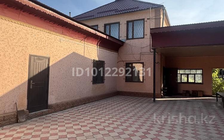 Жеке үй · 6 бөлме · 250 м² · 8 жүзд., Пер Утеулиева, бағасы: 350 000 ₸ в Таразе — фото 2