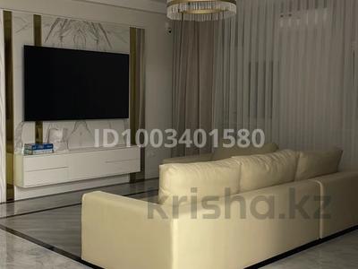 5-комнатная квартира · 198 м² · 9/10 этаж, 17-й мкр 104 за 95 млн 〒 в Актау