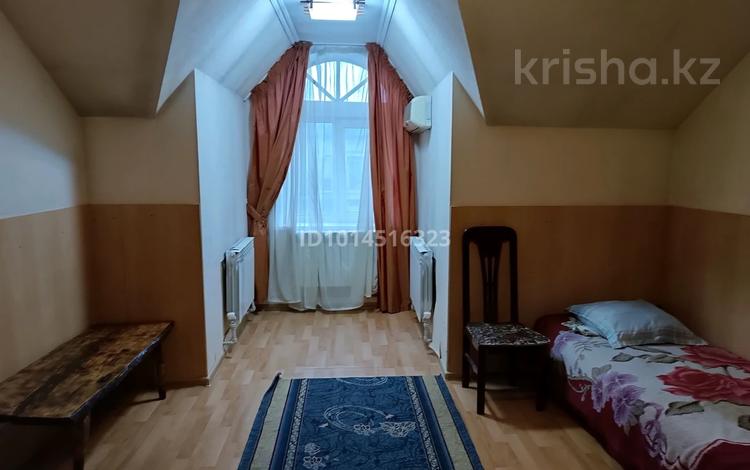 1-бөлмелі пәтер · 45 м² · 4/4 қабат, Дубок-2 ш/а. 46 — Шаляпина Момушылы, бағасы: 125 000 ₸ в Алматы, Ауэзовский р-н — фото 2