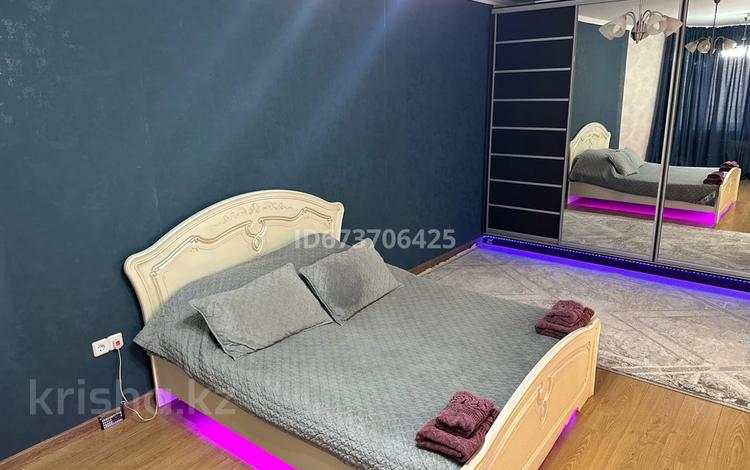1-комнатная квартира · 50 м² · 5/9 этаж, мкр Жетысу-2 80 за 1 000 ₸ в Алматы, Ауэзовский р-н — фото 9