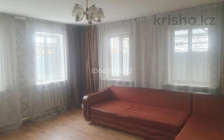 Часть дома · 2 комнаты · 50 м² · 1 сот., Кадырбек улы 38 за 28 млн ₸ в Алматы, Жетысуский р-н — фото 9