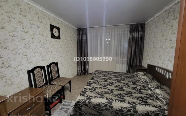 3-комнатная квартира · 67 м² · 4/5 этаж, Майкудук, 14й микрорайон за 16.5 млн ₸ в Караганде, Алихана Бокейханова р-н — фото 2