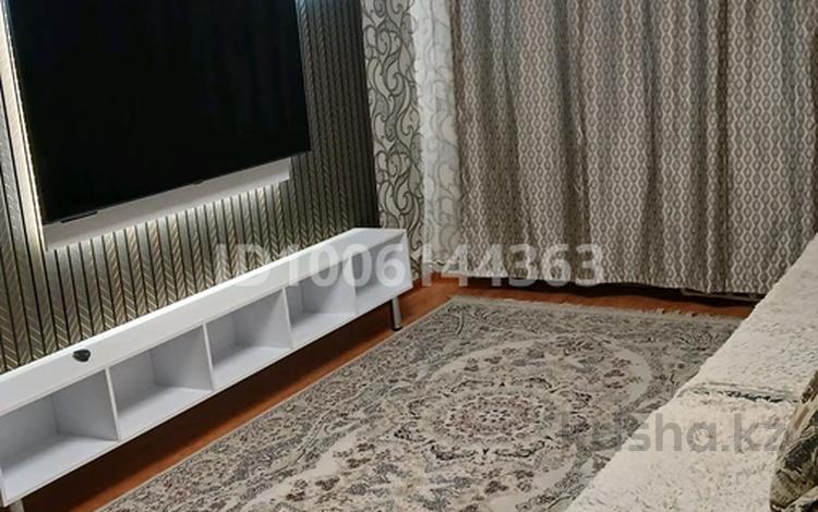 3-бөлмелі пәтер · 80 м², Назарбаева 101 — Между Г.Орманова и Казахстанская напротив школы Горького, бағасы: 18 000 〒 в Талдыкоргане, Каратал — фото 2