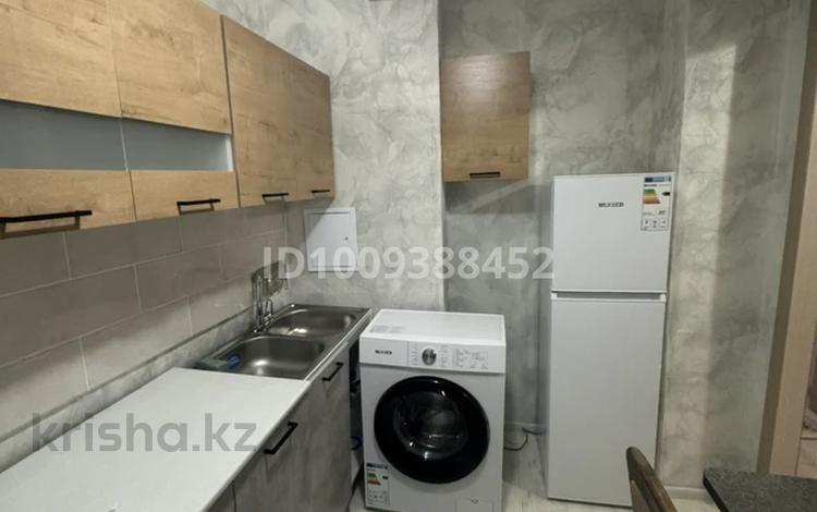 2-бөлмелі пәтер · 45 м² · 2/9 қабат, 12-й мкр 64, бағасы: 13.5 млн ₸ в Актау — фото 2